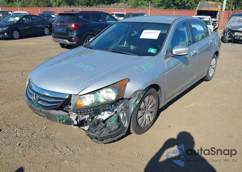 2012 Honda Accord 2.4 Lx z USA, uszkodzony, nr VIN 1HGCP2F31CA235206